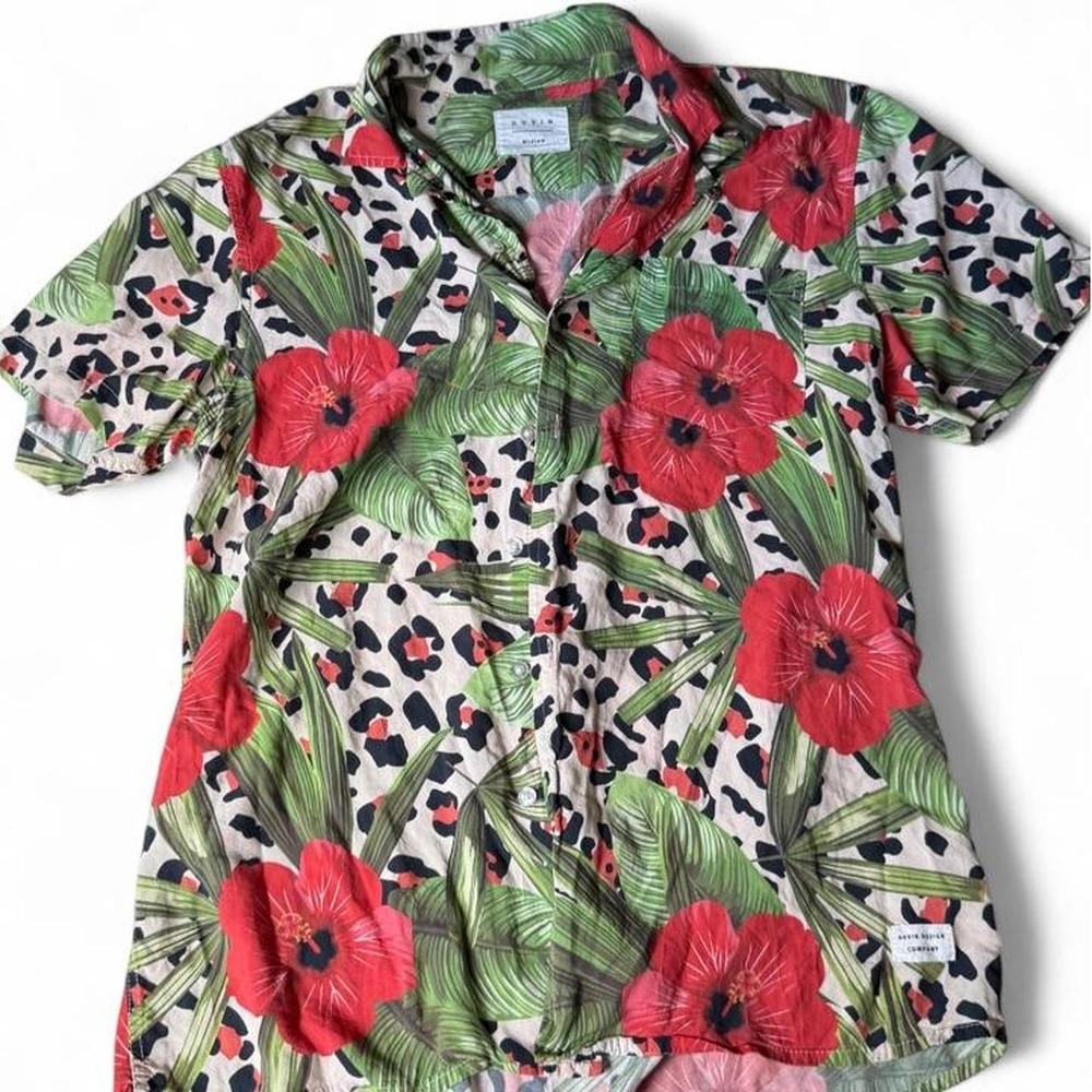 DUVIN DESIGN CO - Cheetah Floral Hawaiian Shirt - Size Medium
